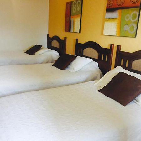 Hostal Don Guillermo ปวยร์โตนาตาเลส ภายนอก รูปภาพ